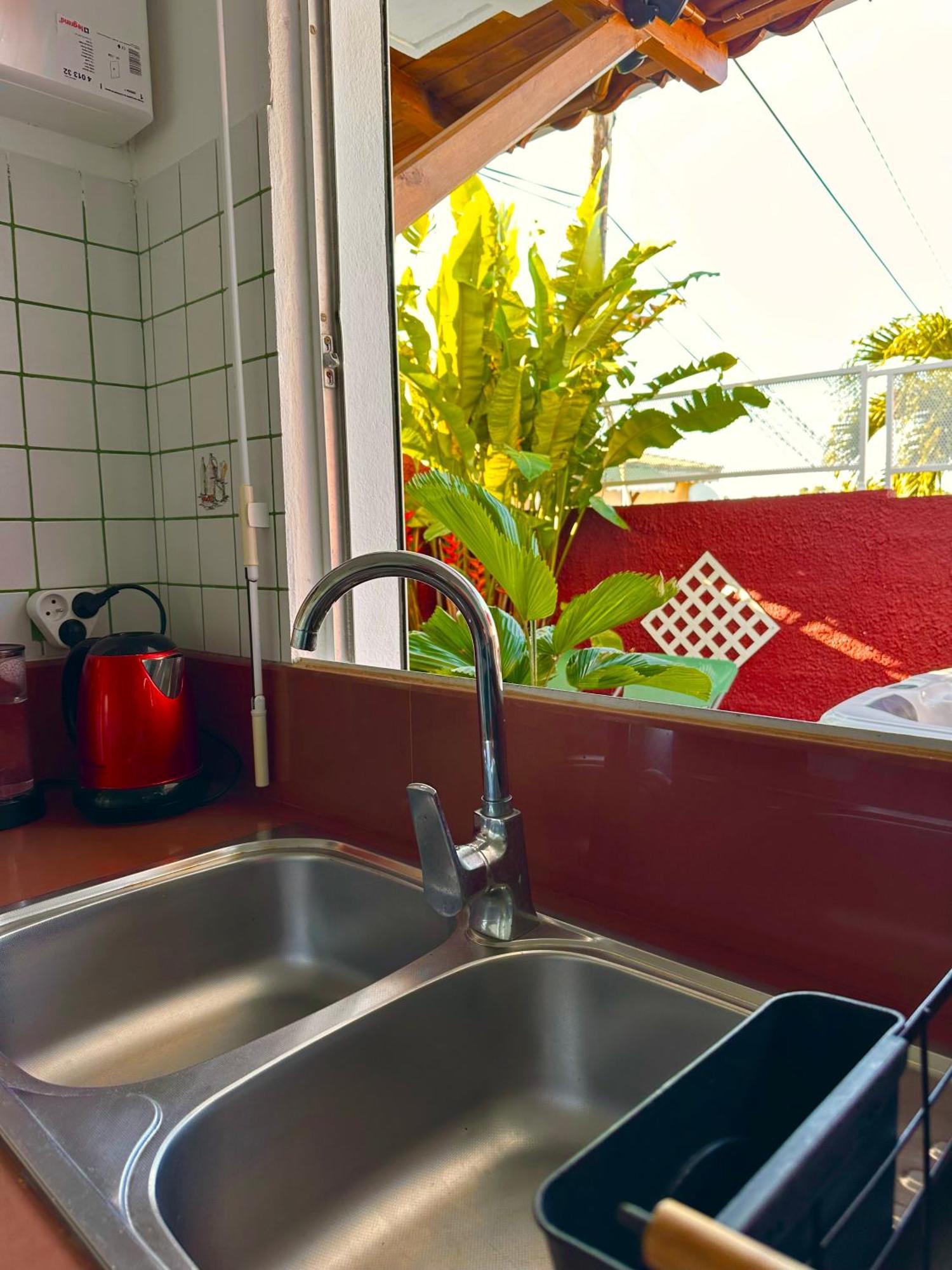 Appartement Orchidees à Le Gosier  Extérieur photo